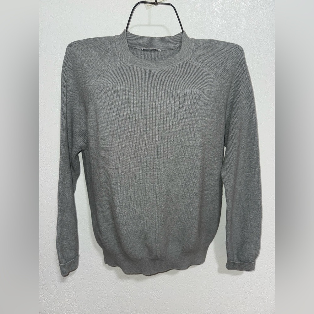 Zara Gray Crewneck Sweater Classic Knit Design